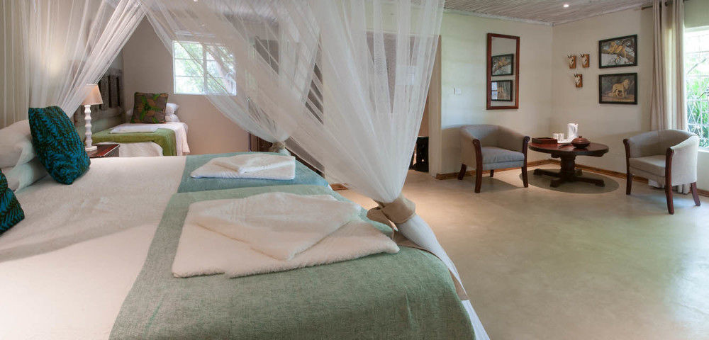 Bayete Guest Lodge Air Terjun Victoria Bagian luar foto