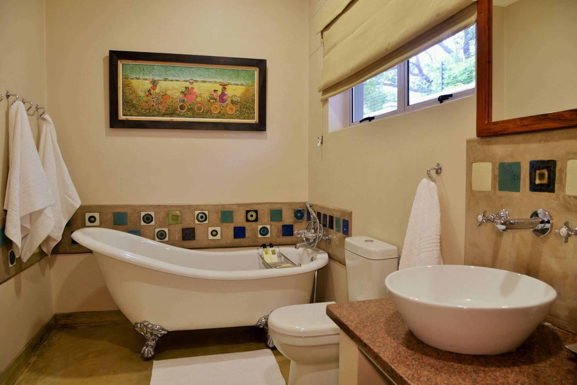 Bayete Guest Lodge Air Terjun Victoria Bagian luar foto