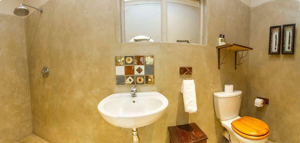 Bayete Guest Lodge Air Terjun Victoria Bagian luar foto