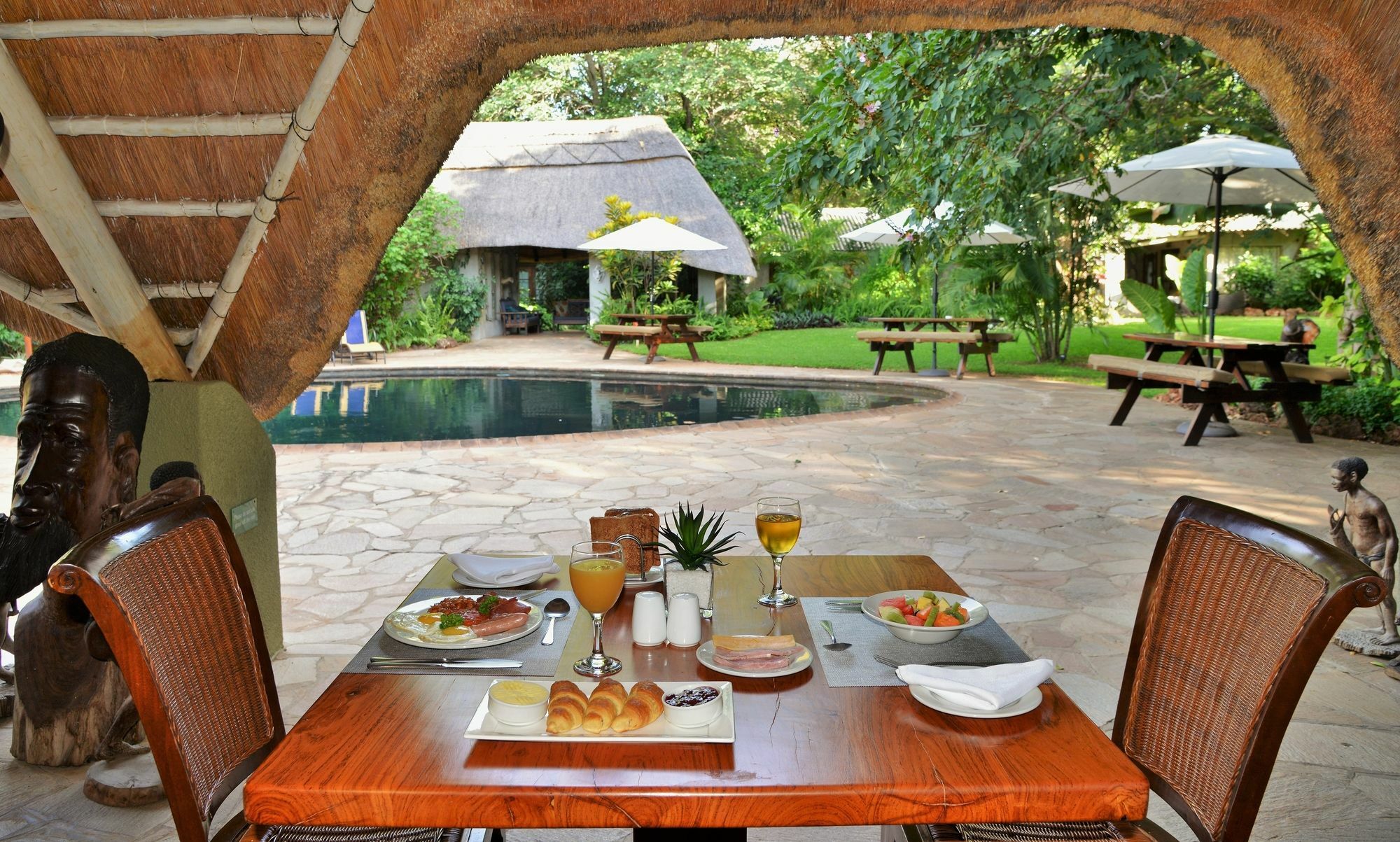 Bayete Guest Lodge Air Terjun Victoria Bagian luar foto